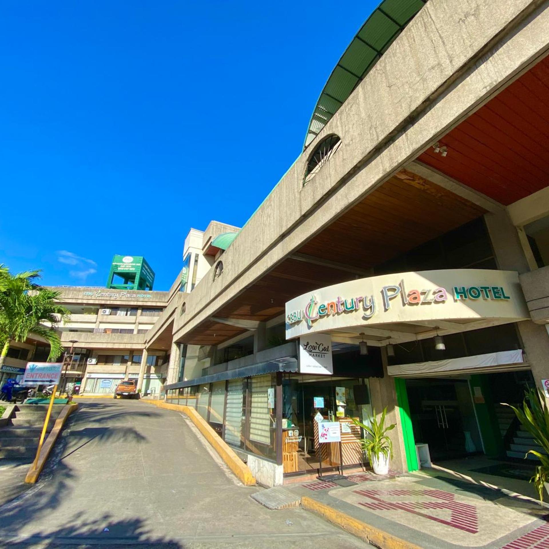Century Plaza Hotel 39/50