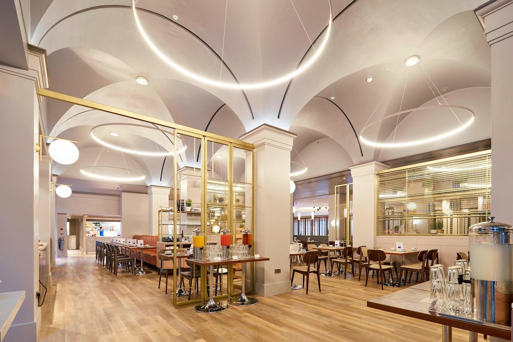 London Marriott Hotel Regents Park 46/59