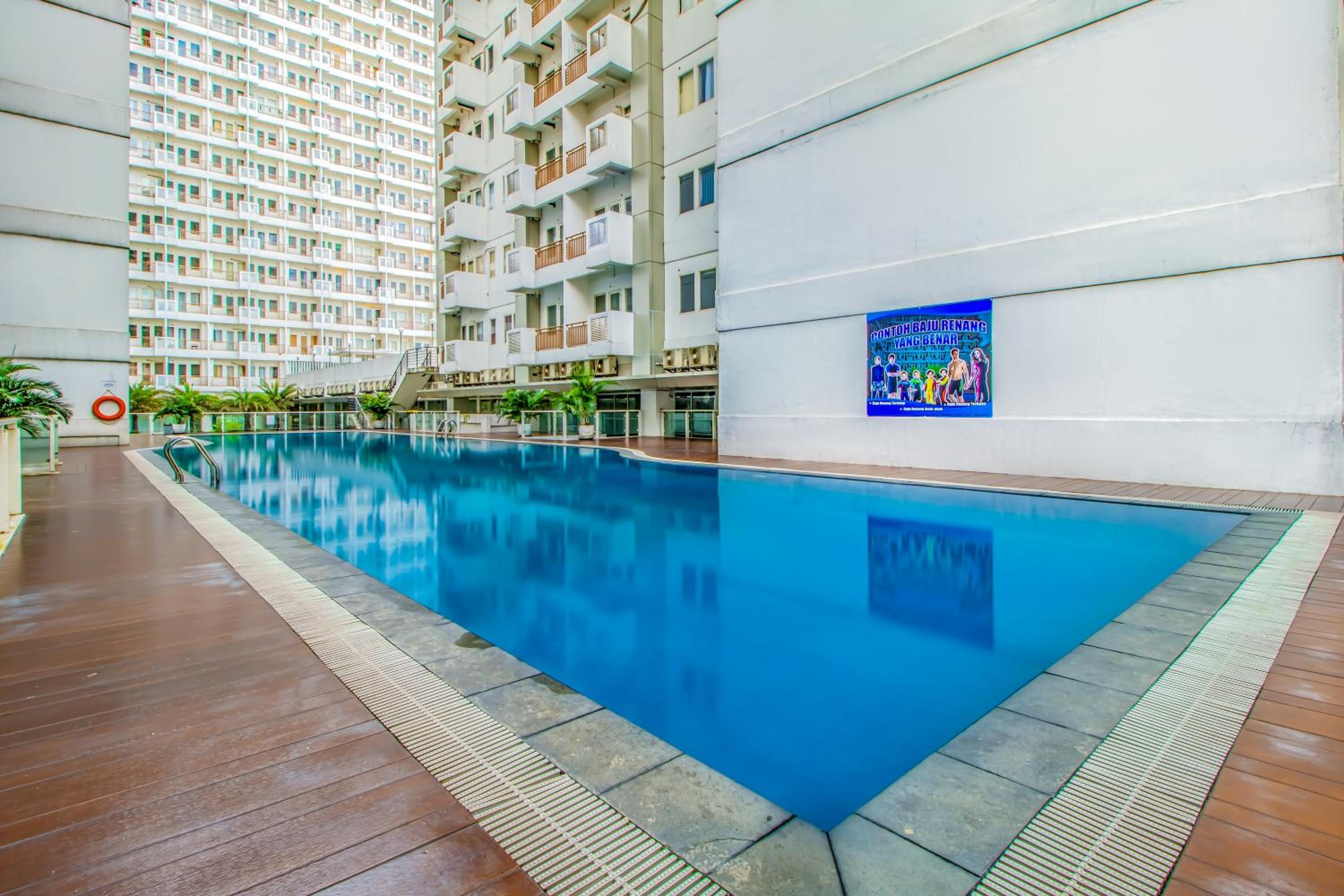 Skyland Sentul Tower Apartment 48/56