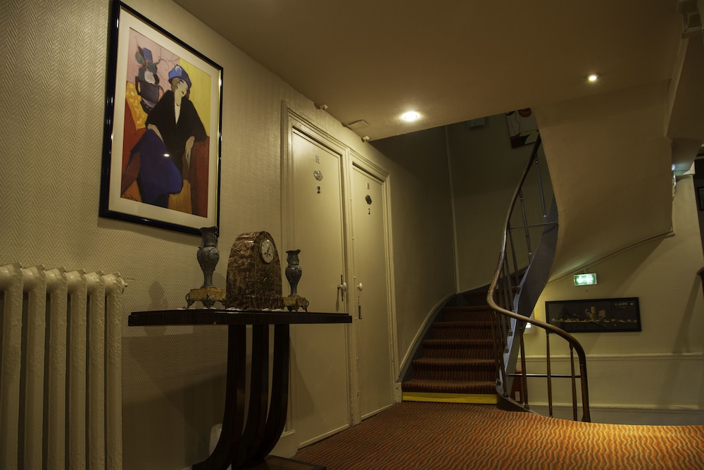 Hotel de la Banniere de France 25/50