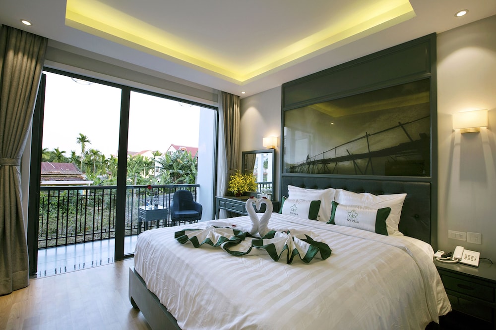 Ivy Villa 13/49