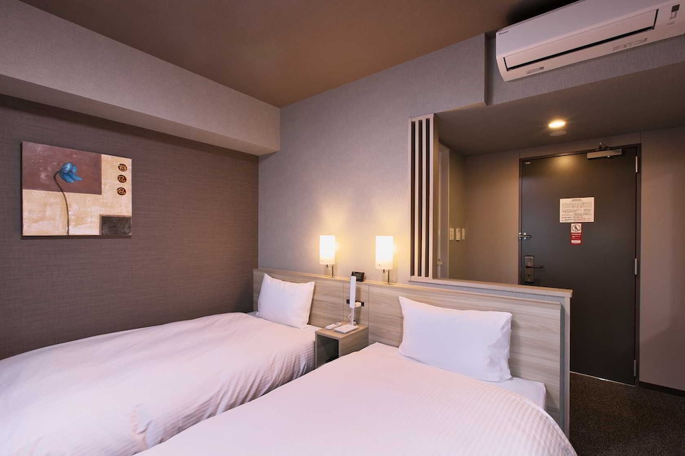Hotel Route Inn Suzaka 8/30