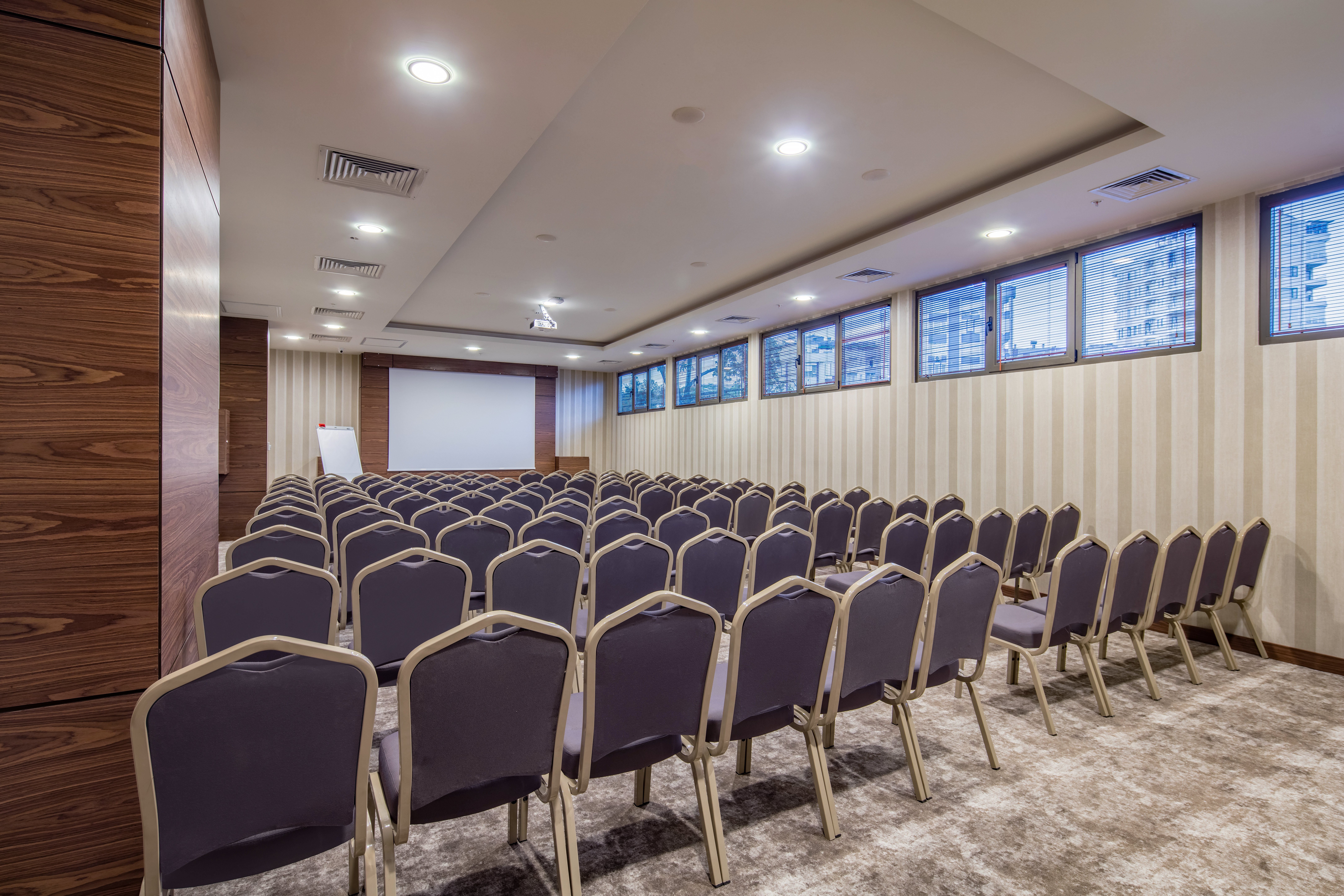 Holiday Inn Antalya - Lara 72/78