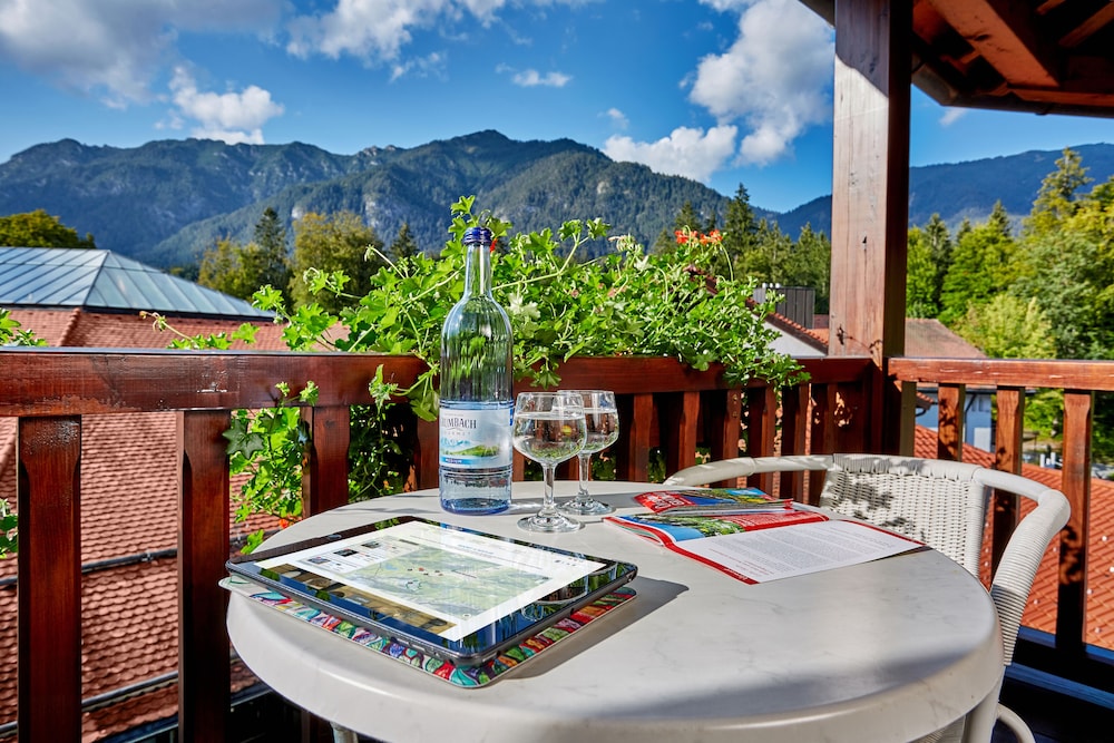 HOTEL AM BADERSEE 52/64