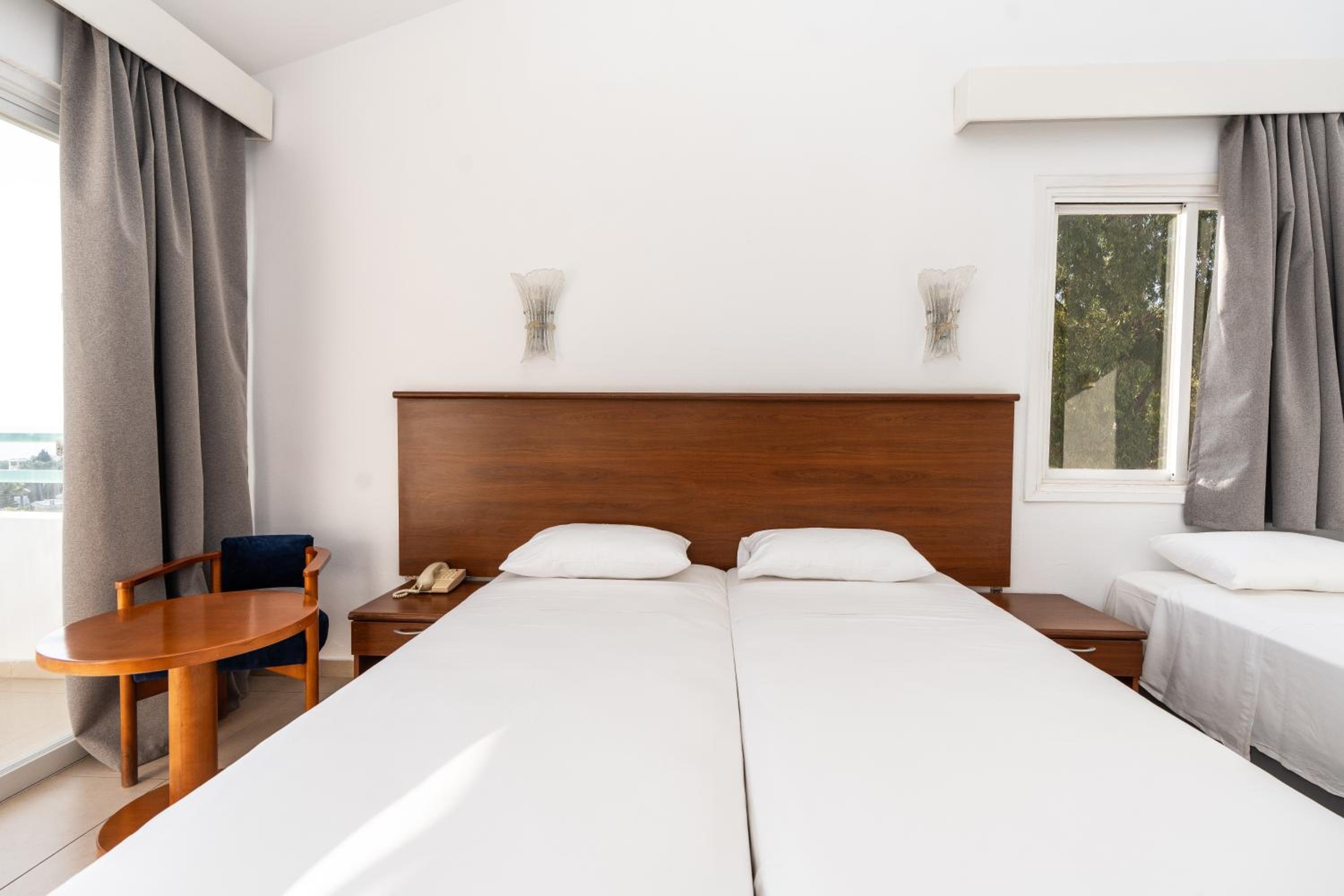 Room, Single Bed, Sea View, Adelais Bay Hotel 2/10