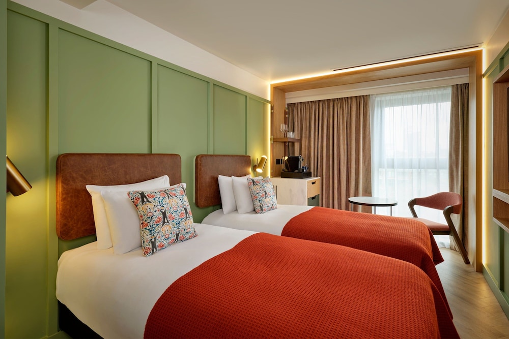 The Reach at Piccadilly, Manchester, a Tribute Portfolio Hotel 2/40