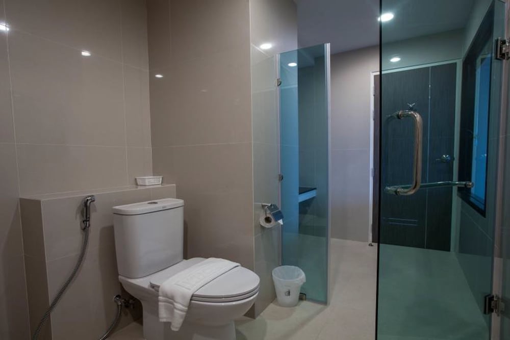 Leosor Hotel 12/58