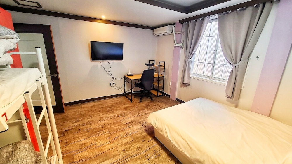 Kimchee Busan Downtown Guesthouse 13/51