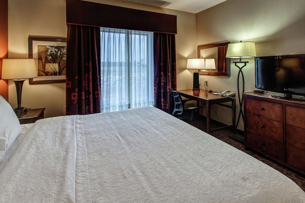Hampton Inn Junction City Kansas 8/39