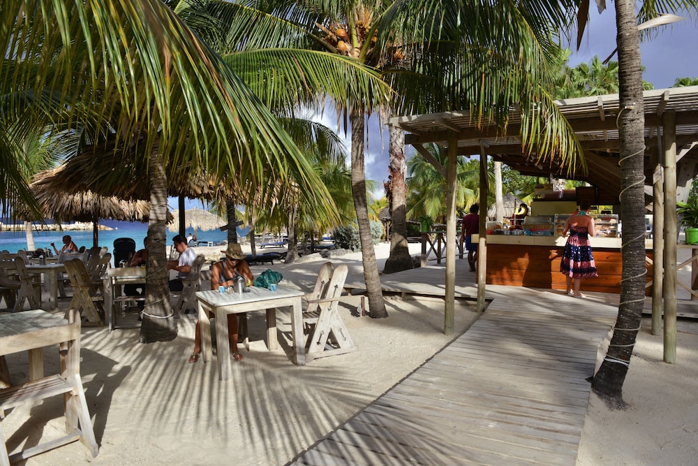 Lions Dive Beach Resort Curacao 57/72