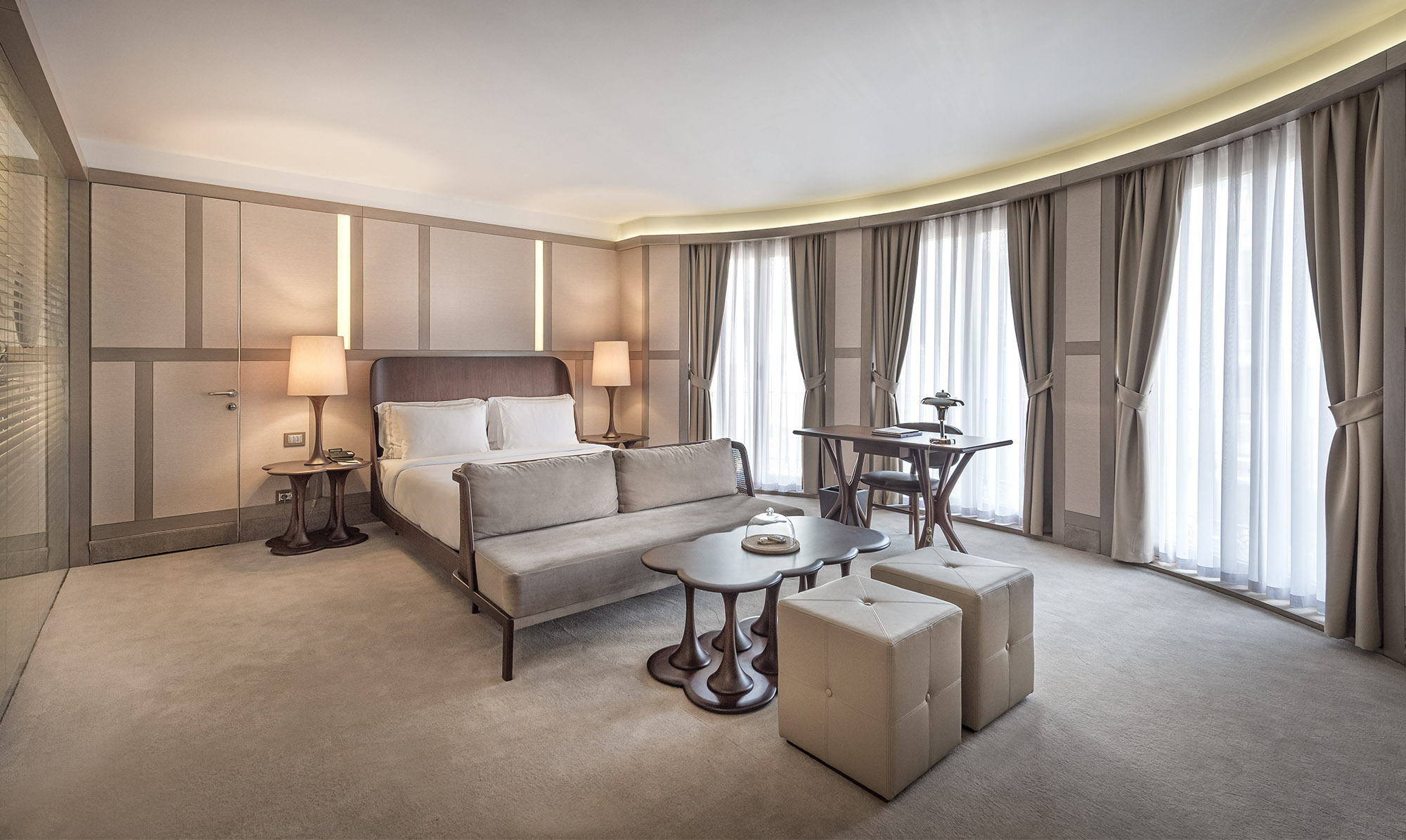 Deluxe, Double Bed