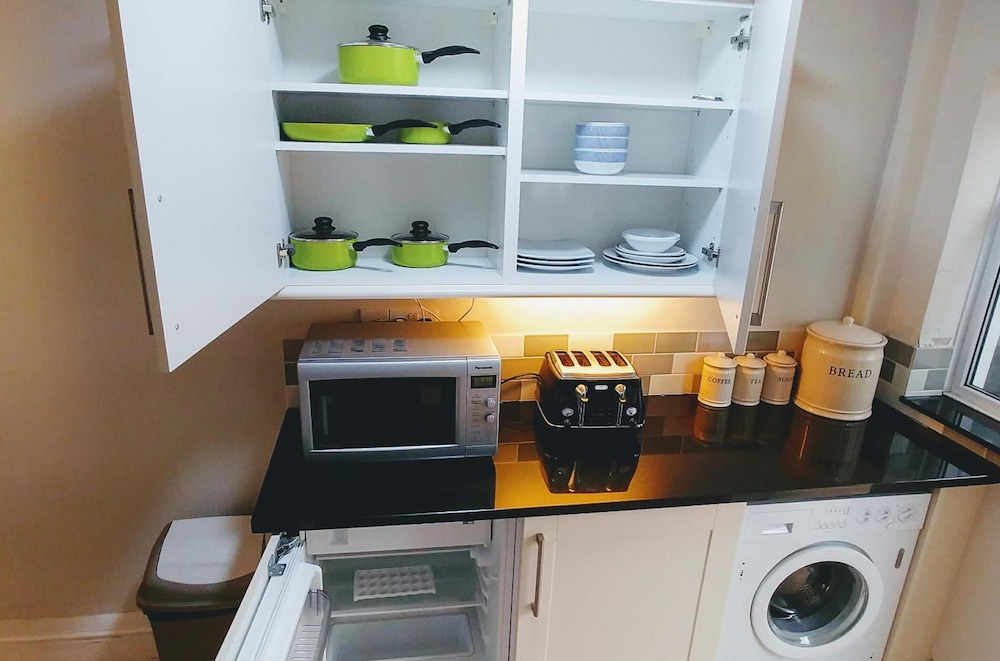 OYO Lina Guest House 35/49