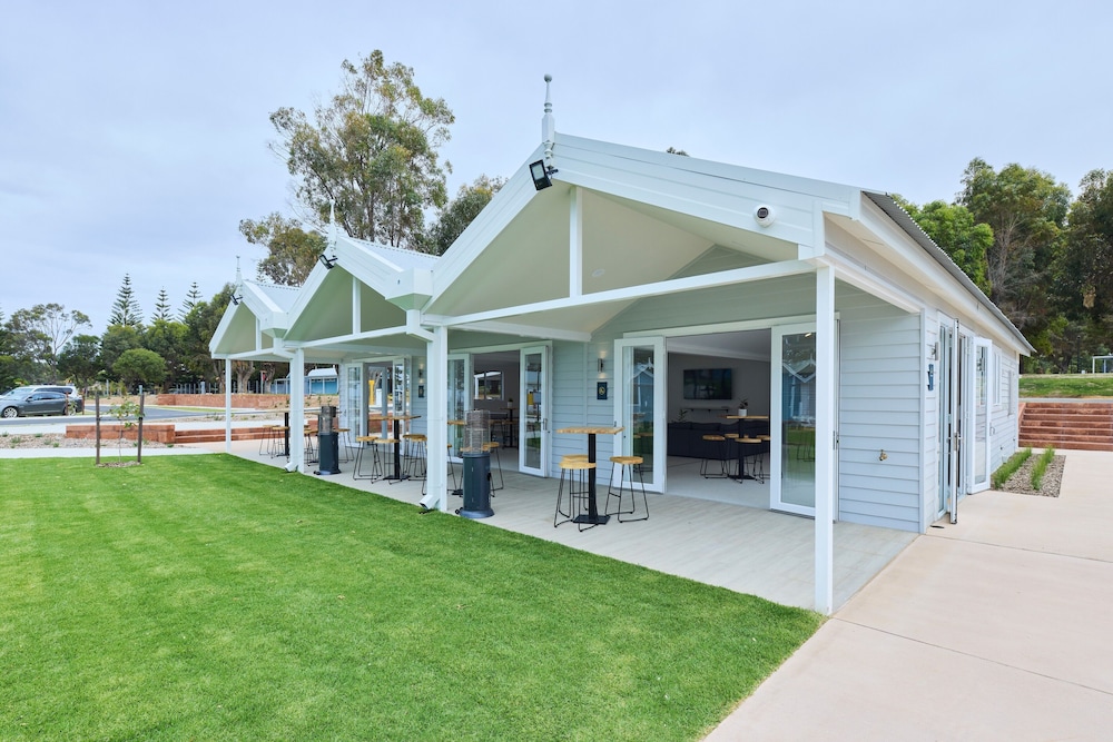 RAC Esperance Holiday Park 50/60