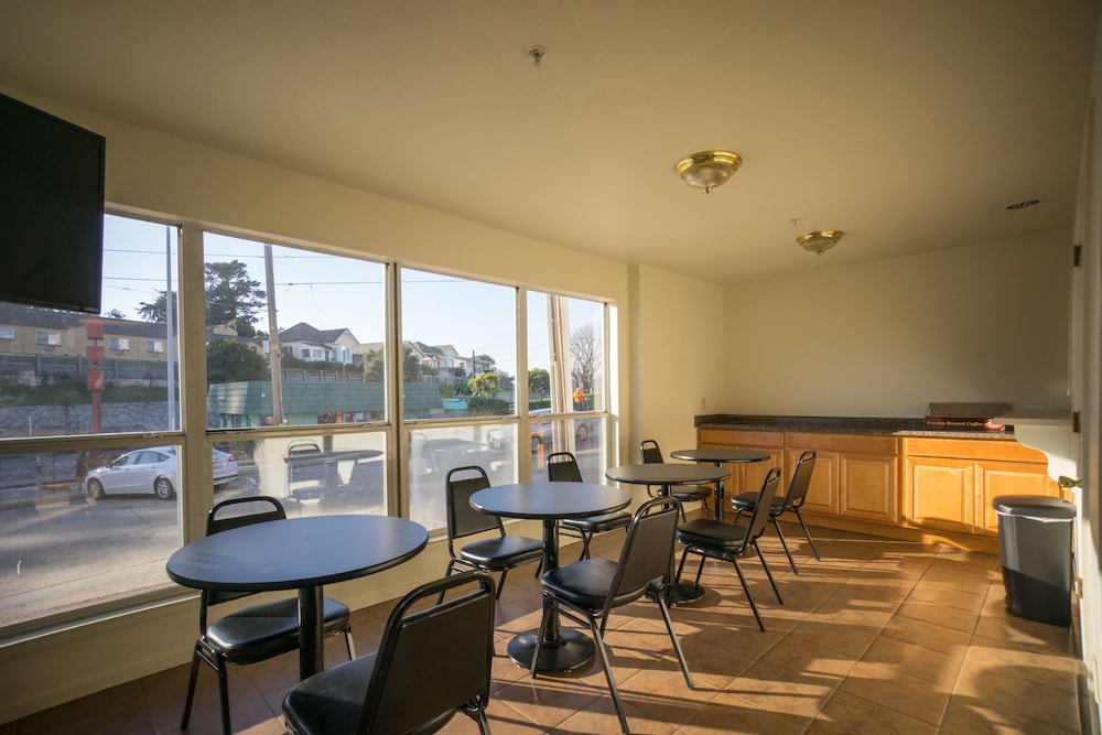 Beachview Inn 30/36