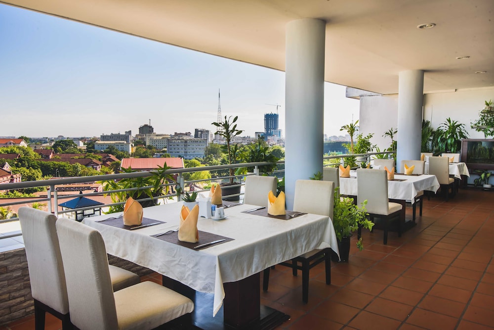 Mondial Hotel Hue 24/39