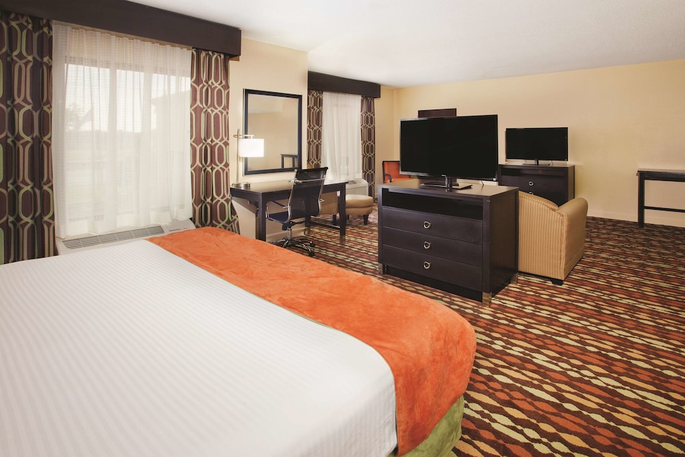 La Quinta Inn and Suites by Wyndham Florence 16/47
