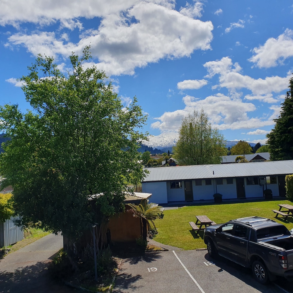 OHAKUNE COURT MOTEL 60/71