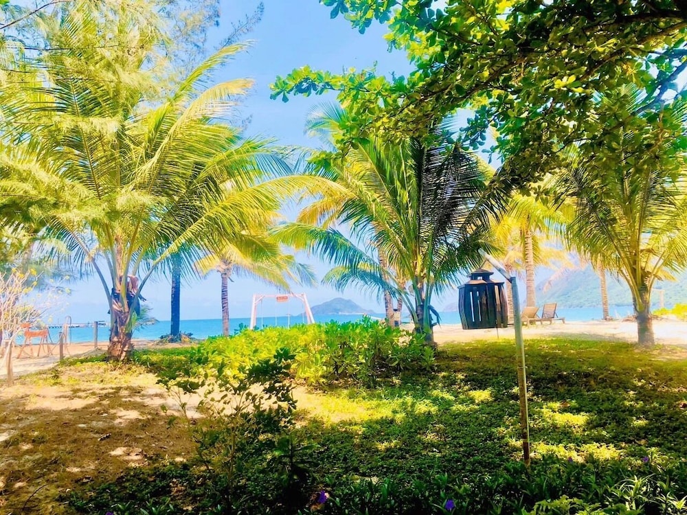 Tan Son Nhat Con Dao Resort 55/69