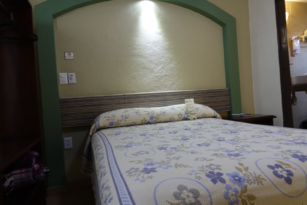 La Merced Hotel 12/50