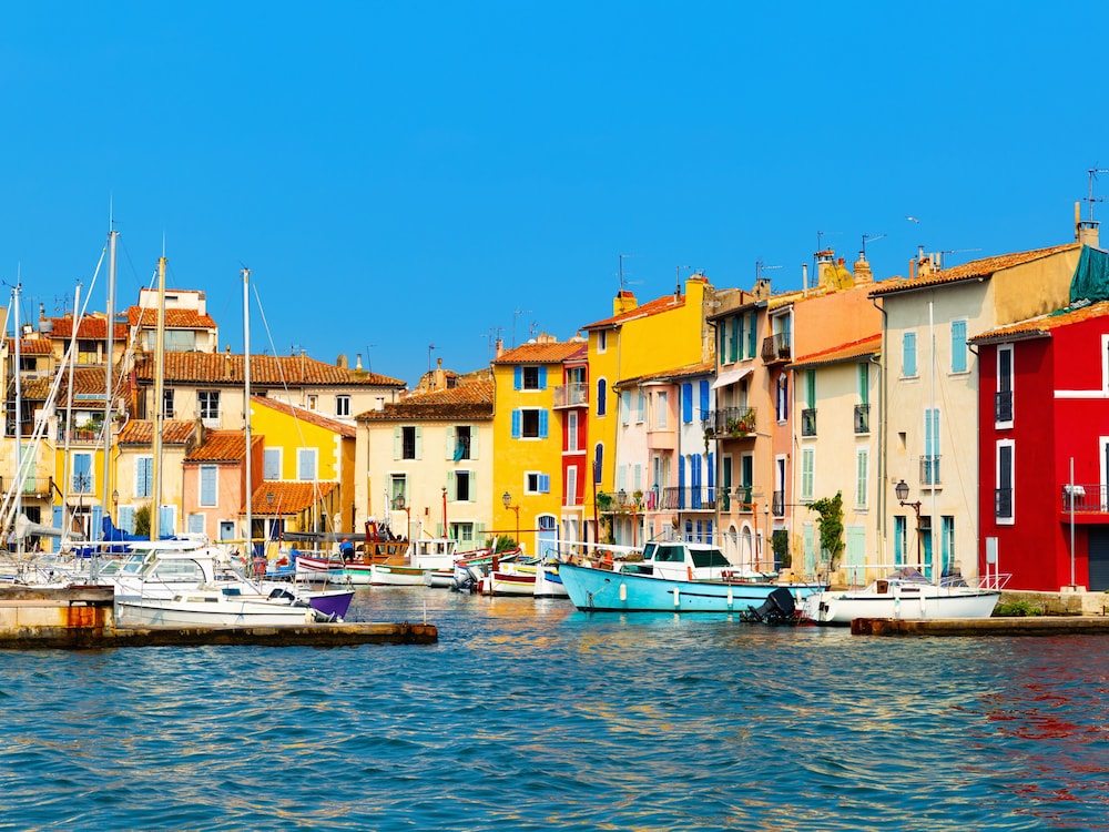 Ibis Martigues 64/70