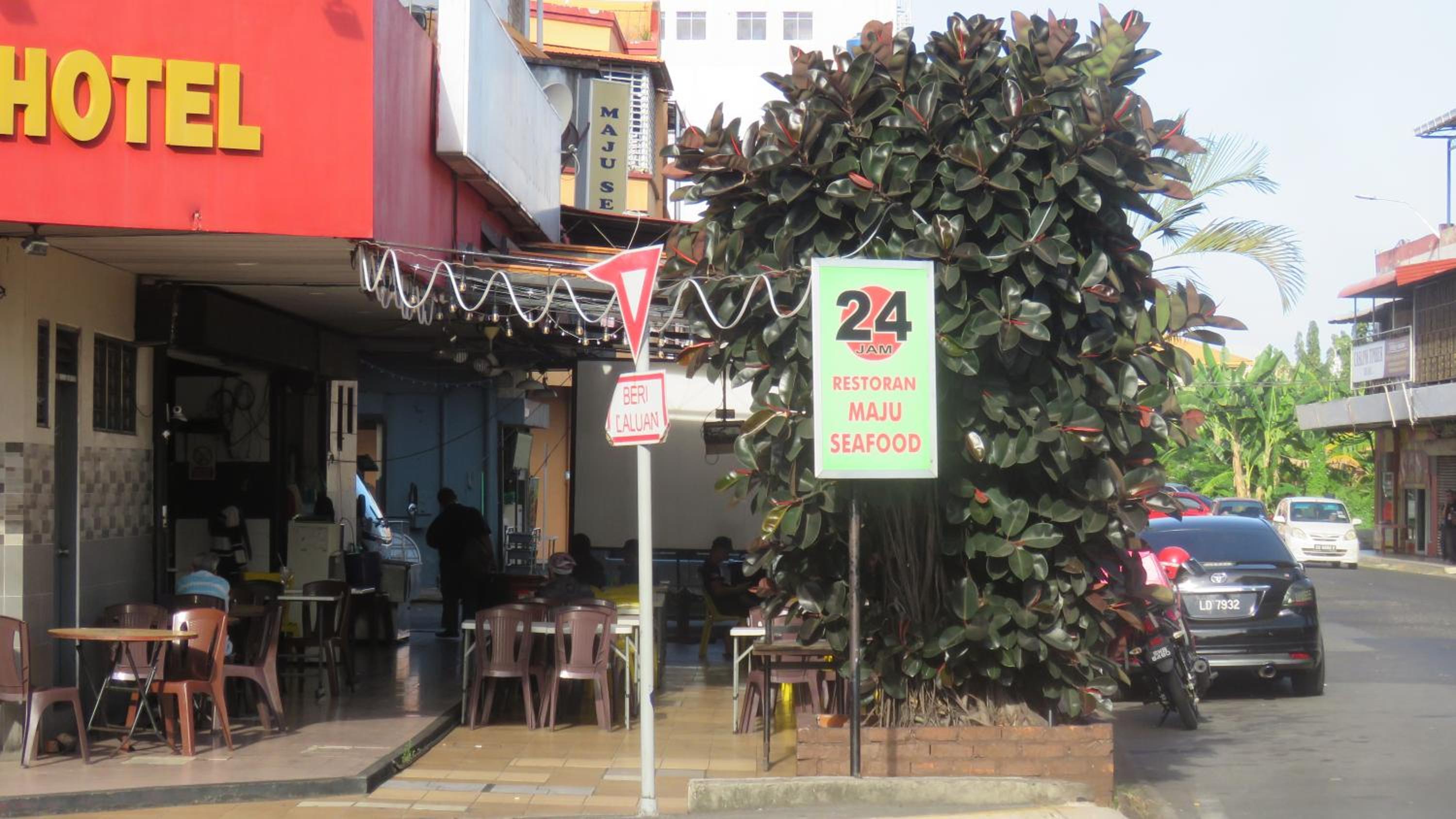 Heritage Hotel 42/49