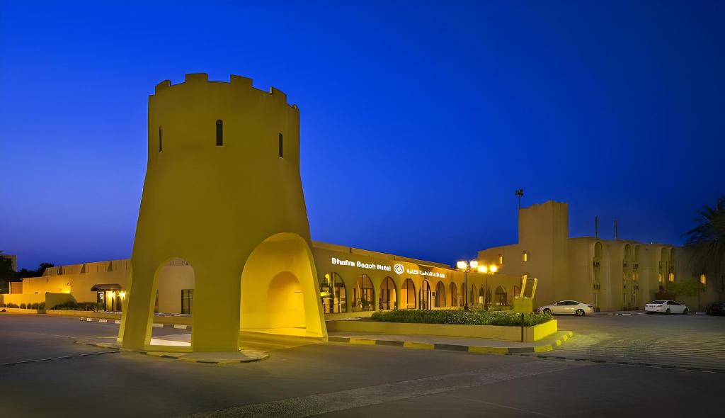 Dhafra Beach Hotel in Jebel Dhanna