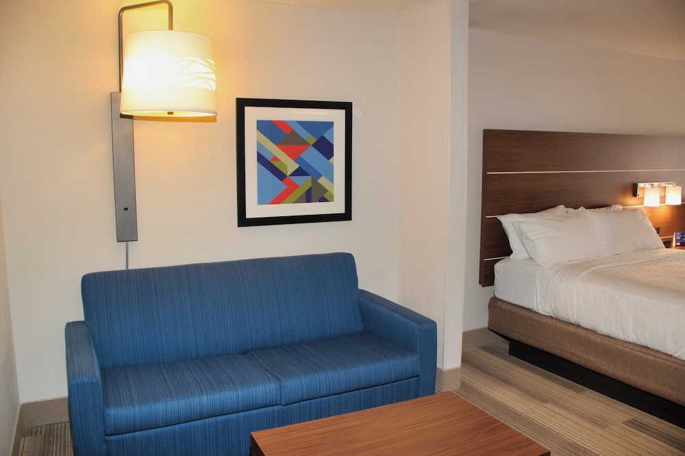 Holiday Inn Express Hotel And Suites Douglas 33/60