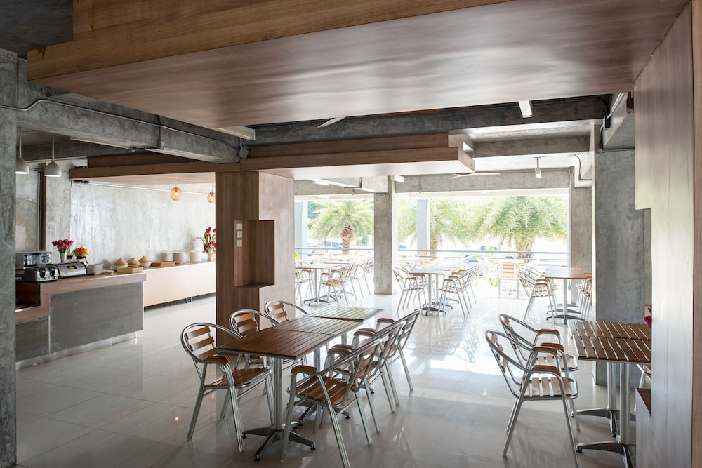 Eco Inn Lite Ubonratchathani 38/49