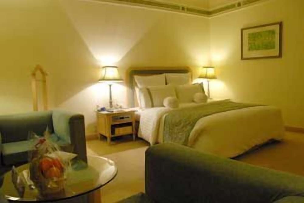 Four Points by Sheraton Lahore 42/64