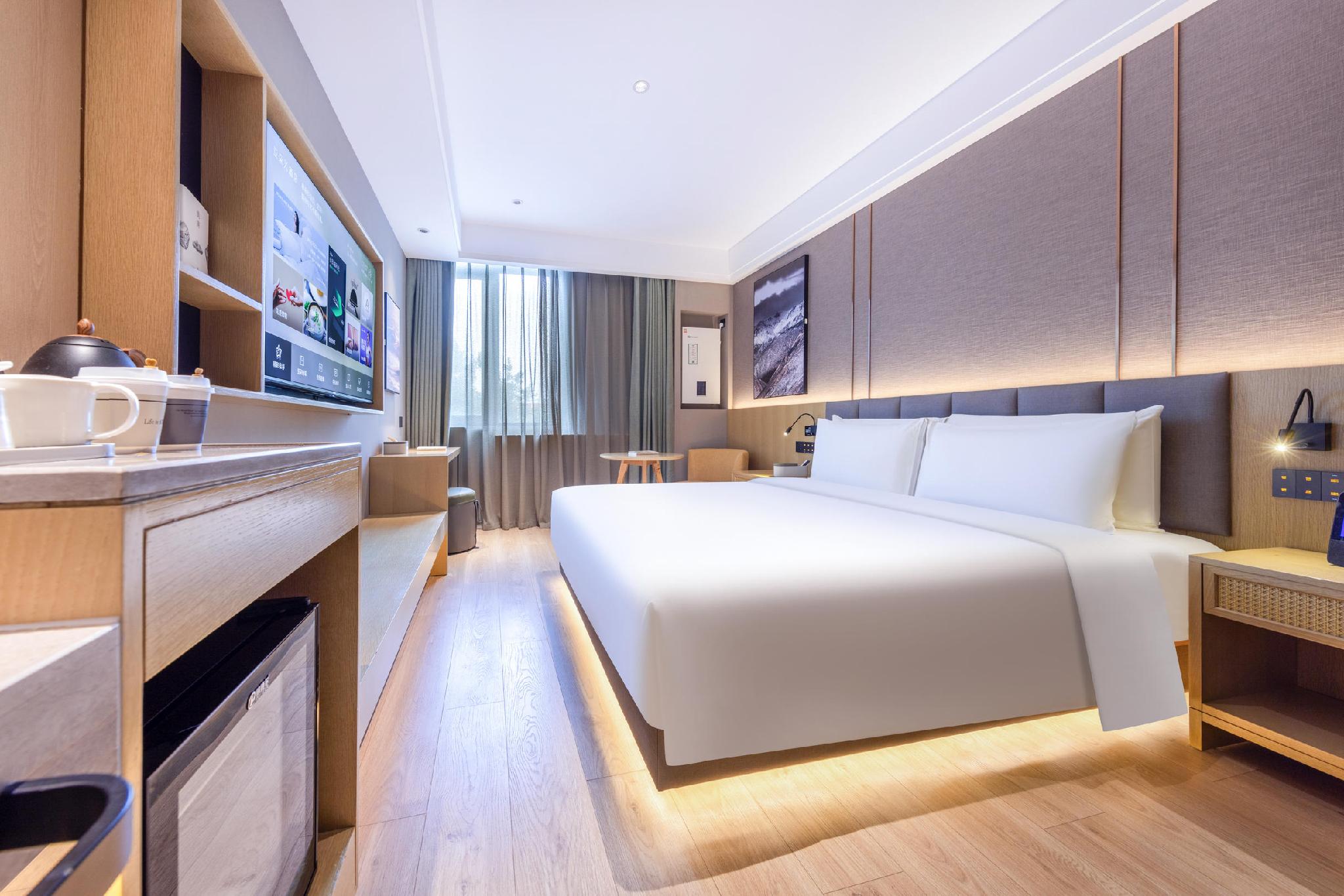 Superior, Queen Bed