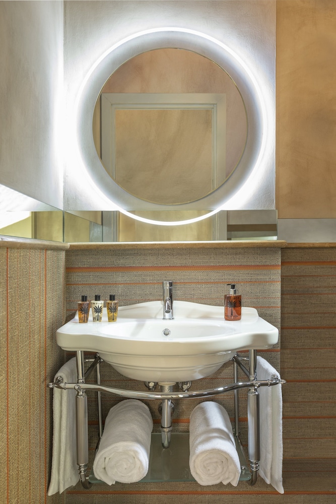 Palm Suite Manfredi 63/65