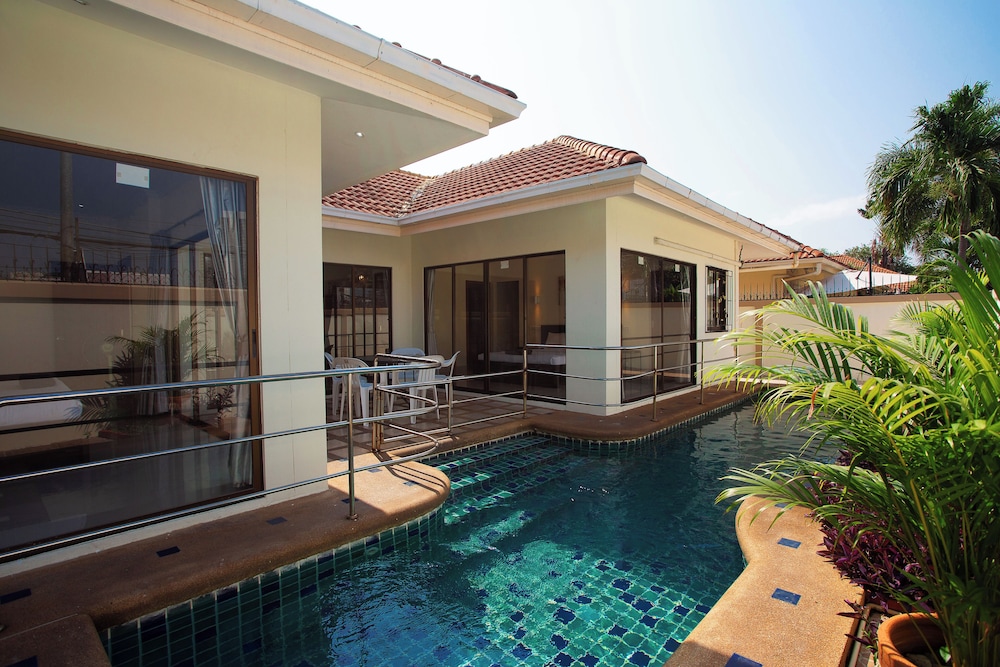 Magic Villa Pattaya 10/62