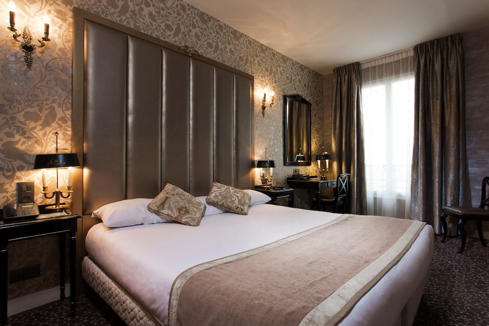 Hotel de L Empereur by Malone 20/64