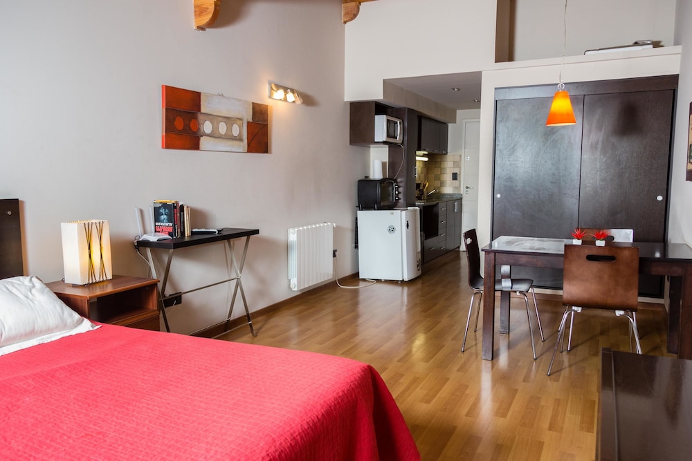 San Martin Suites 6/50