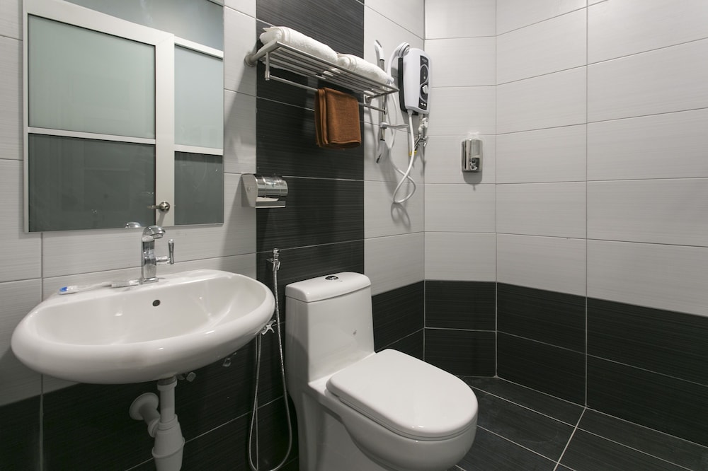 Lavana Hotel Chinatown 36/48