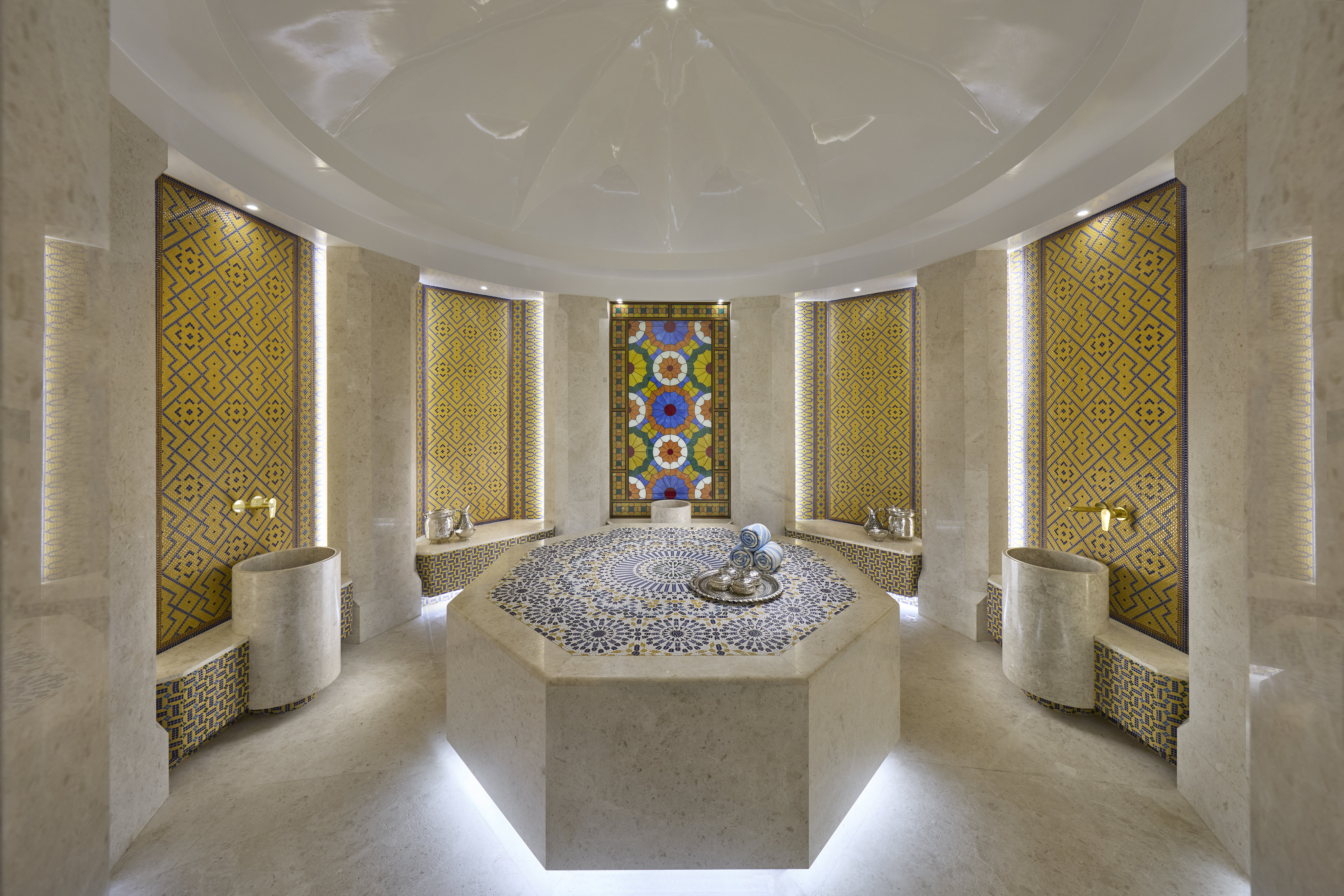 Mandarin Oriental, Muscat 77/117