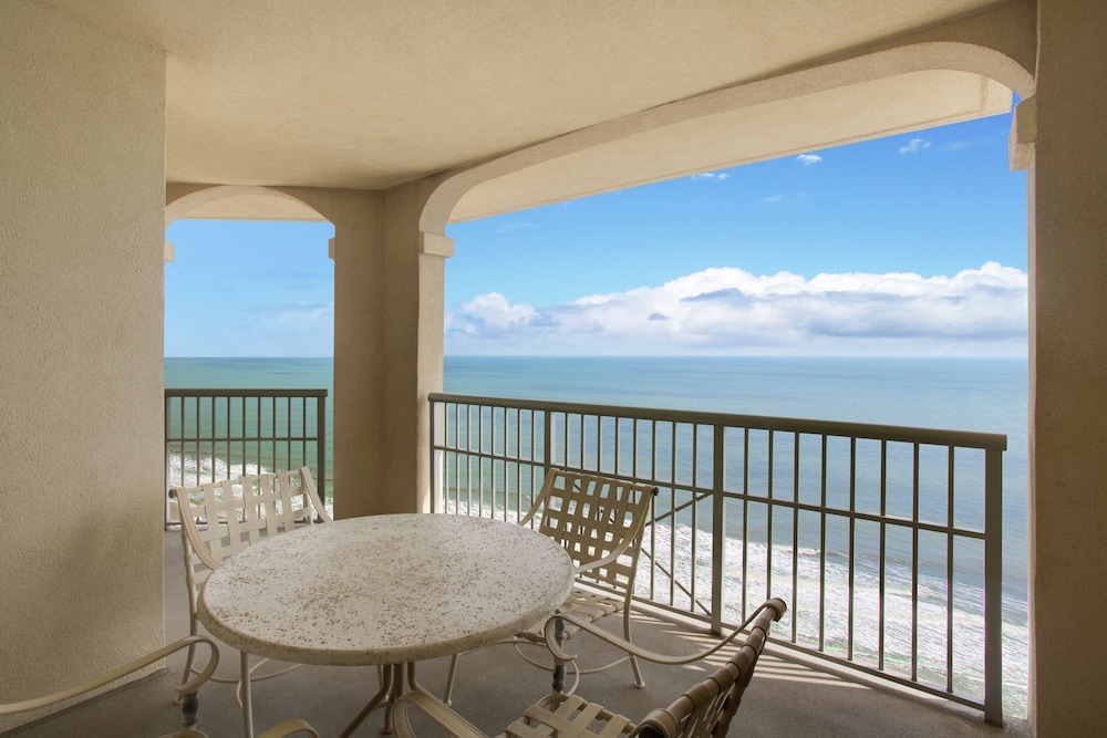 Royale Palms Condominiums 38/49