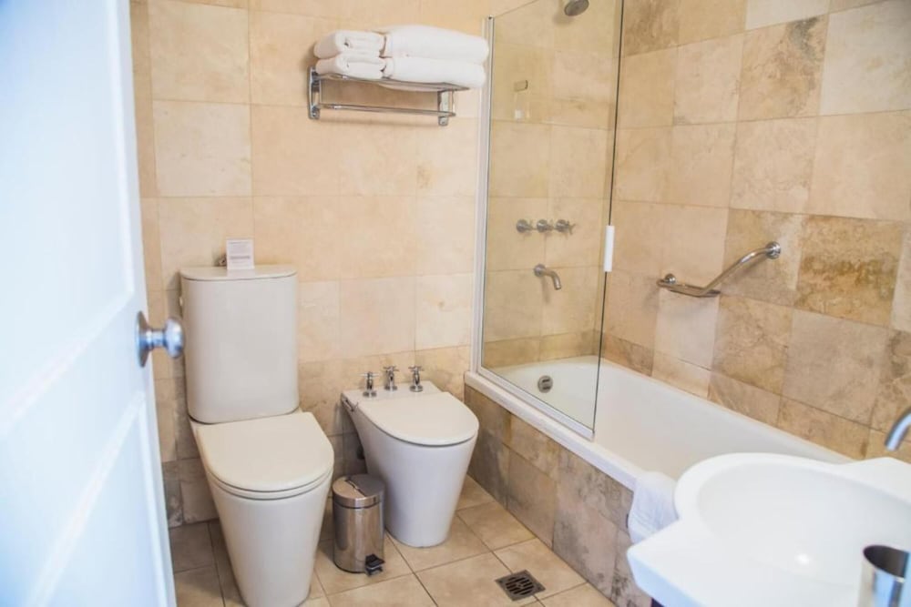 Huentala Hotel Boutique 67/69