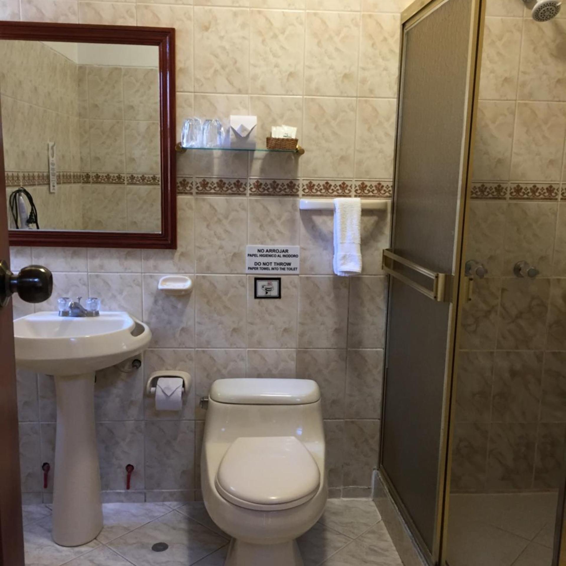 Hotel Midori 49/50