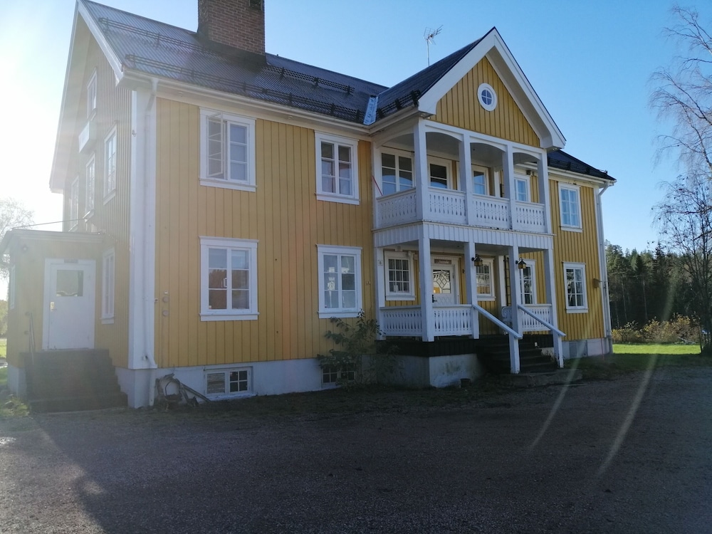 Vardshuset Lugnet 24/42