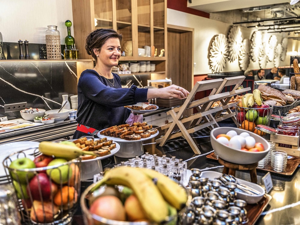 Ibis Styles Zurich City Center 50/68