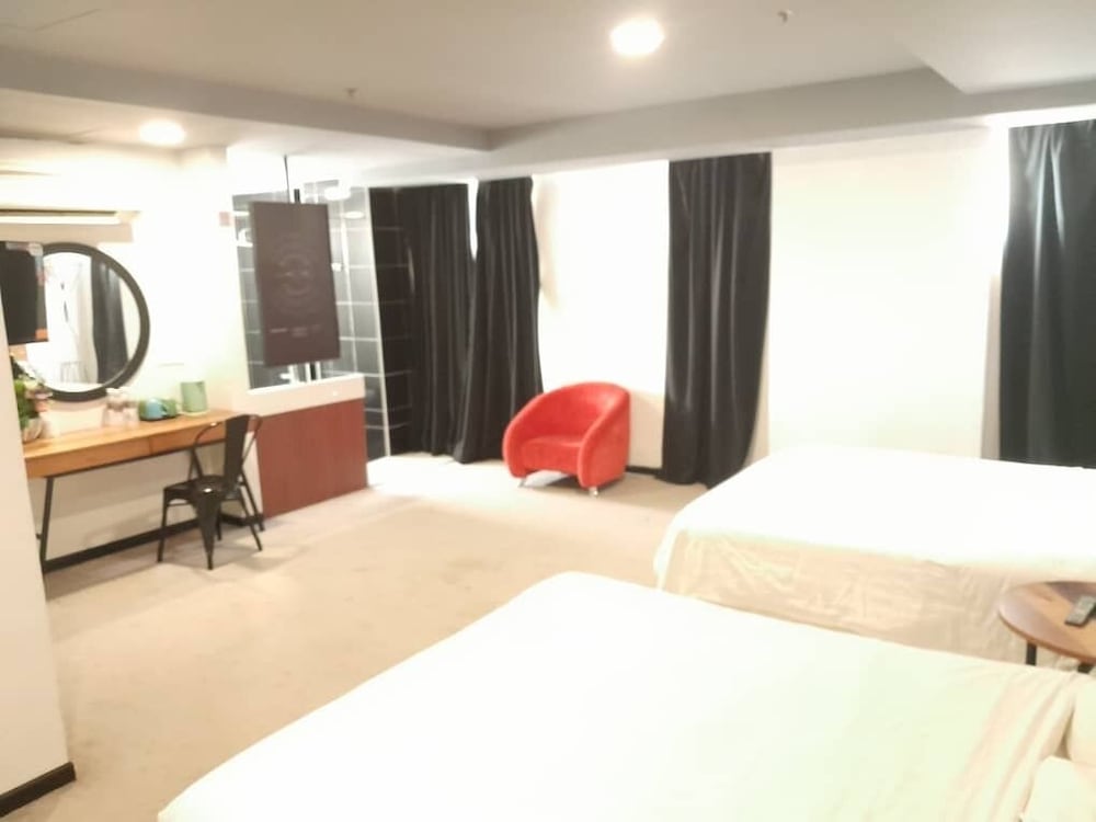 Hotel Regal Vista 15/48
