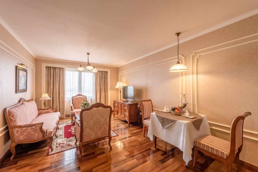 Hotel Grand Saigon 47/73