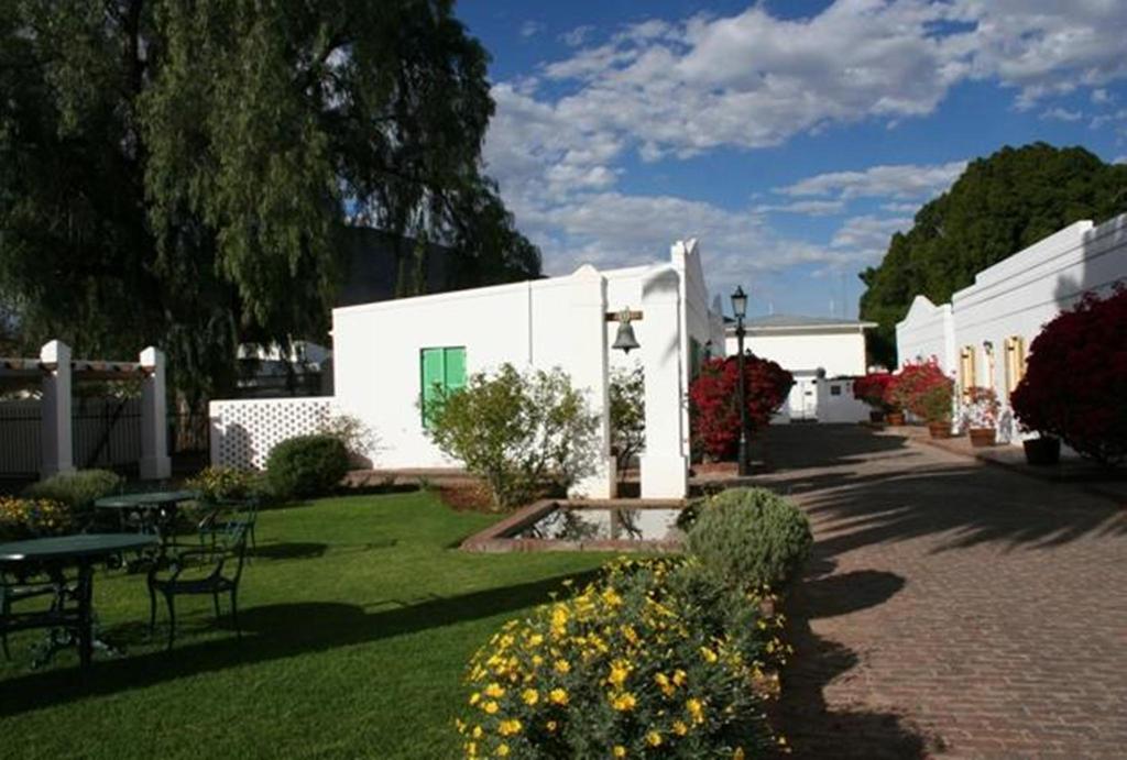 Karoopark Guest House 17/20
