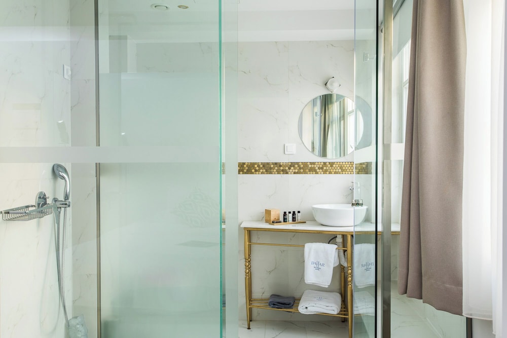 Bahar Boutique Hotel 63/64