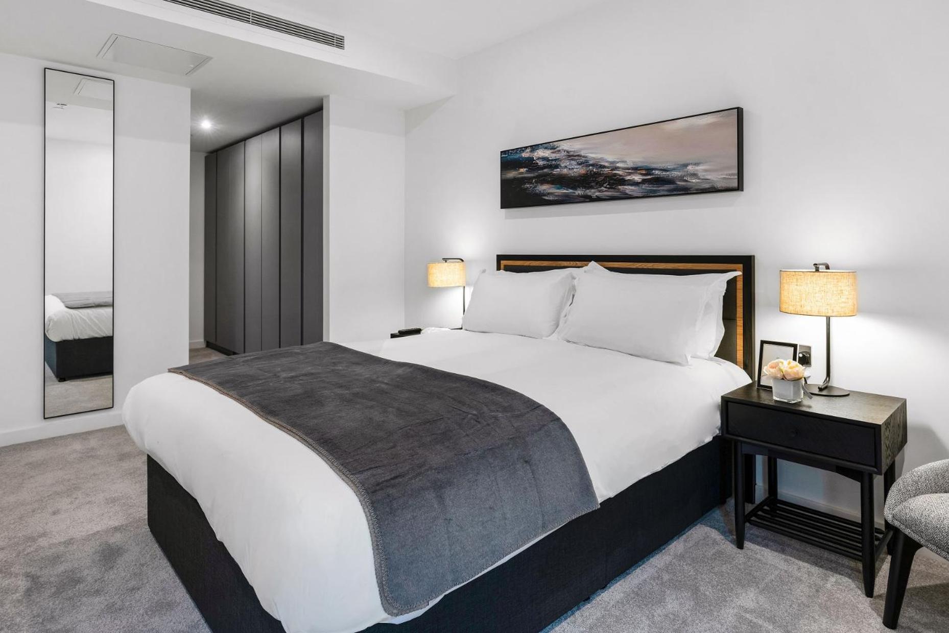2 BEDROOMS, PREMIUM, APARTMENT