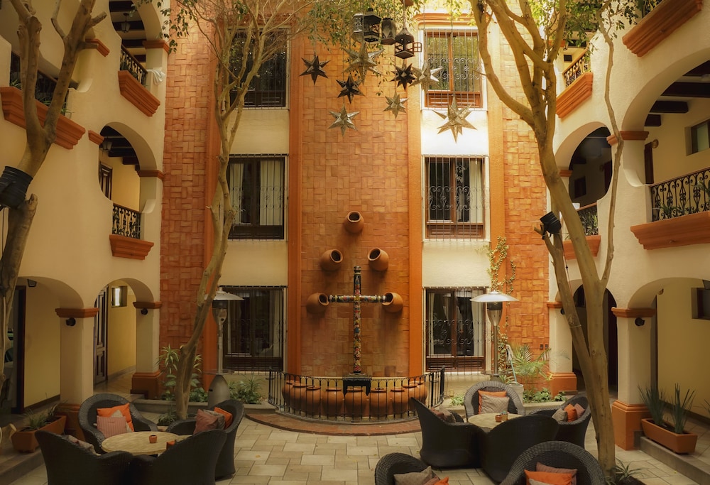 Mansion del Valle 2/50