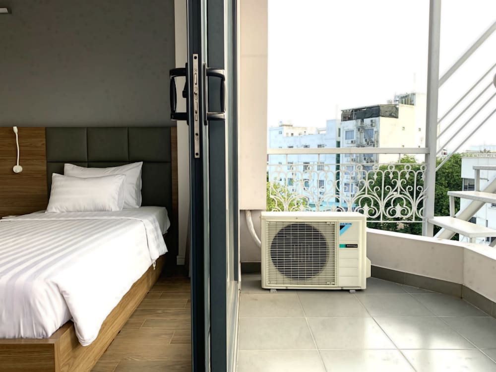 Royal Dragon Boutique Hotel 14/59