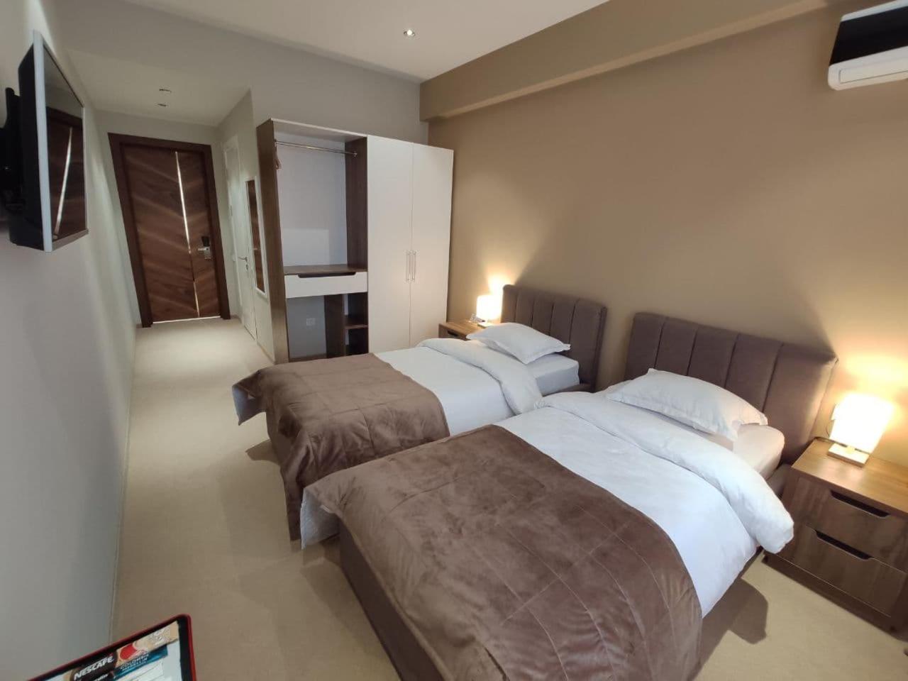 Pana Hotel 13/50