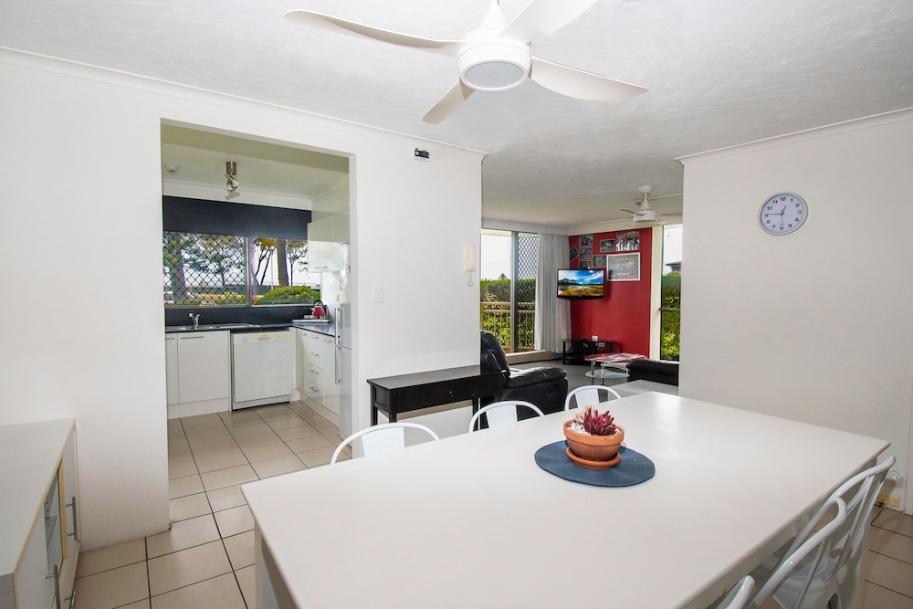 Seacrest Beachfront Holiday Apartments 48/69